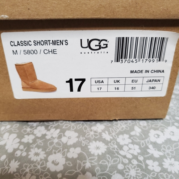 Ugg Classic Short Chestnut Sheepskin Boots main image 6
